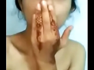 Bengali cram girl strips and flashing boobs - desiunseen.net